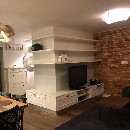 Dobry Kat - Na Reja Apartment